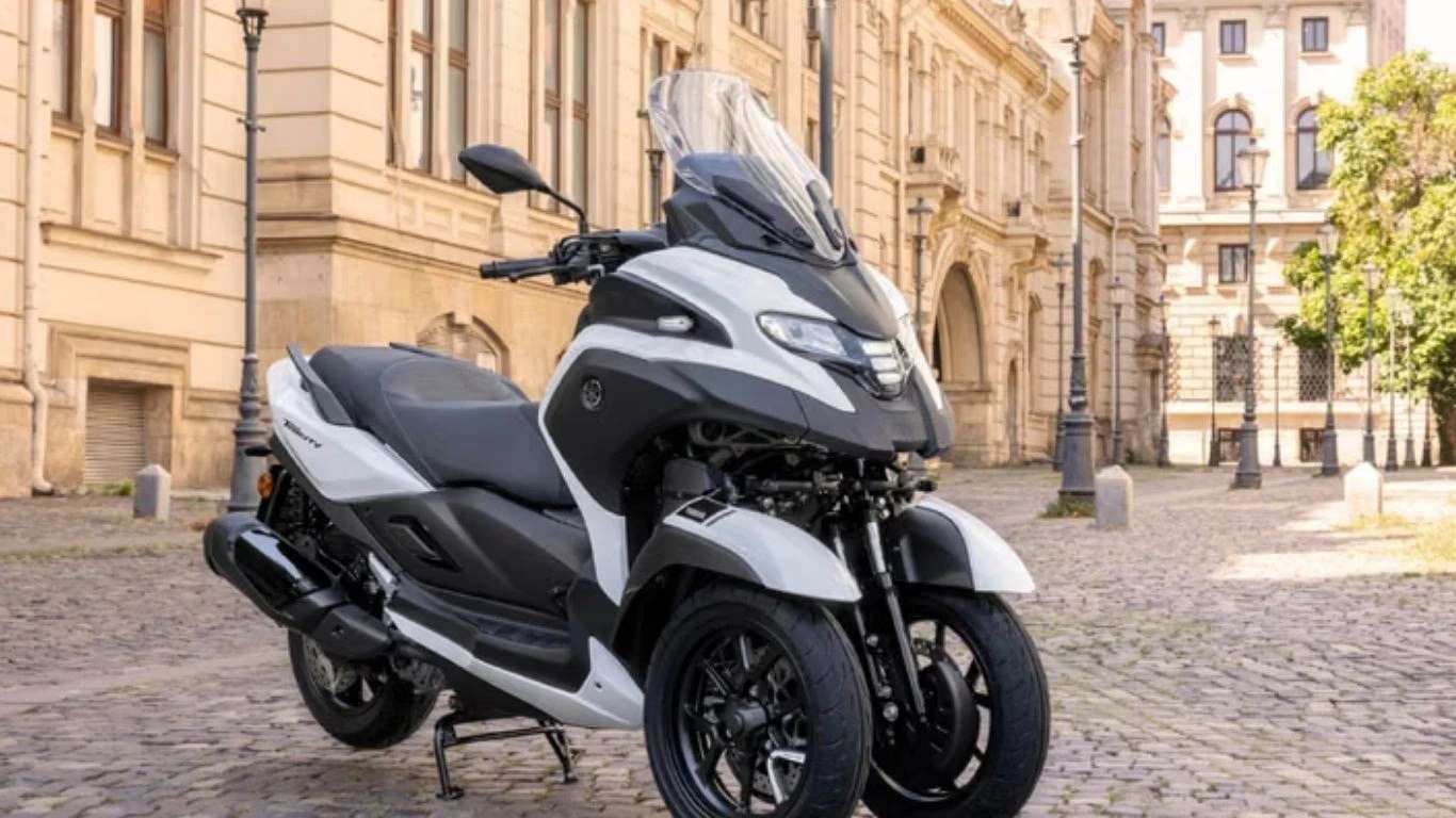 Autoliv & Yamaha Create Airbag for Tricity 300