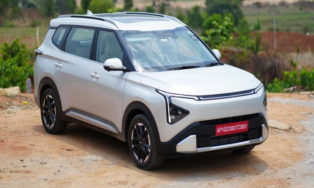 Kia Carens Clavis
