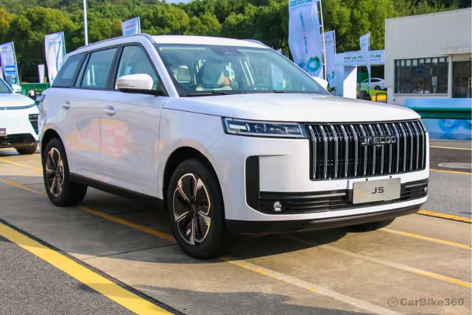 JSW Jaecoo Right Front Side Angle Exterior Design JSW Jaecoo Right Front Side Angle Exterior Design