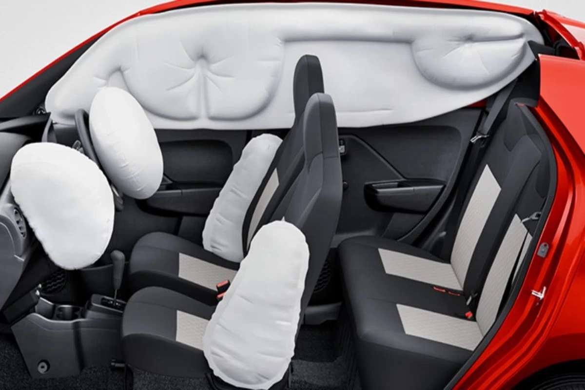 XL6 airbags representation