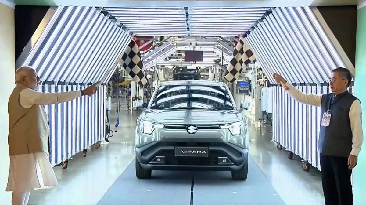 PM Narendra Modi, inaugurating Maruti Suzuki e-vitara