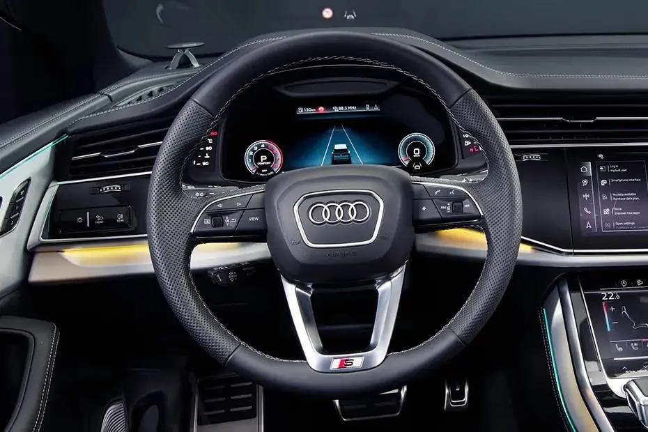 Audi Q8 Ride & Handling Audi Q8 Ride & Handling