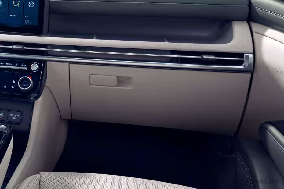 Hyundai Tucson Facelift Glovebox (Closed) Hyundai Tucson Facelift Glovebox (Closed)