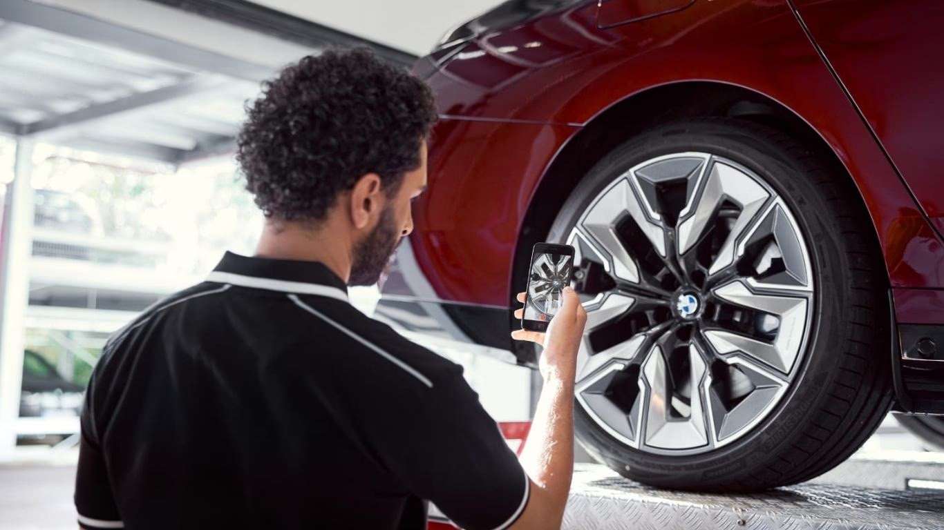 BMW Services