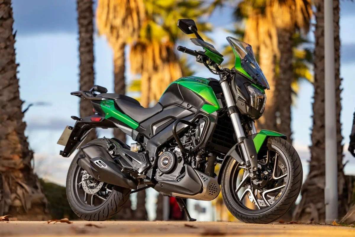 2025 Bajaj Dominar 400