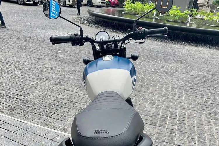 Hunter 350 Seat Hunter 350 Seat
