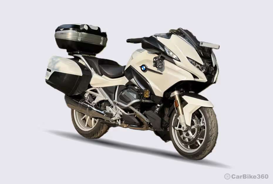 BMW R 1250 RT Right Front Three Quarter BMW R 1250 RT Right Front Three Quarter