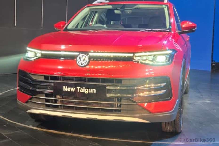 2026 Volkswagen Taigun vs Renault Duster: Detailed On-Paper Comparison