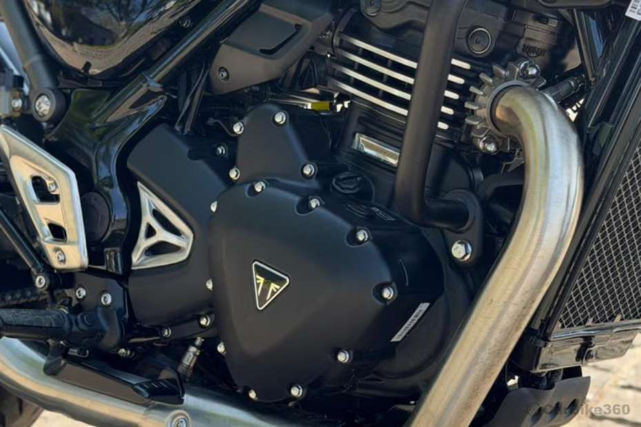 Triumph Speed T4 Engine (Right) Triumph Speed T4 Engine (Right)