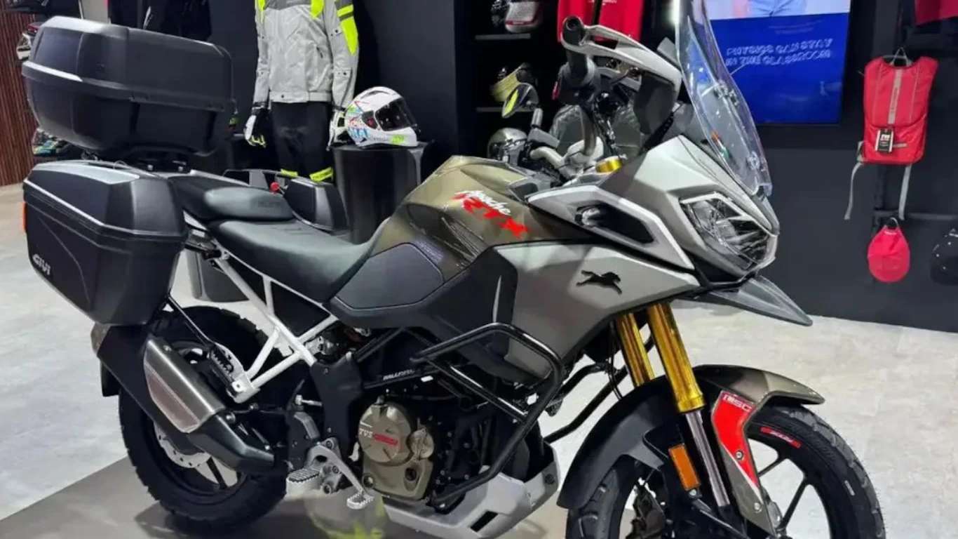 TVS Apache RTX 300