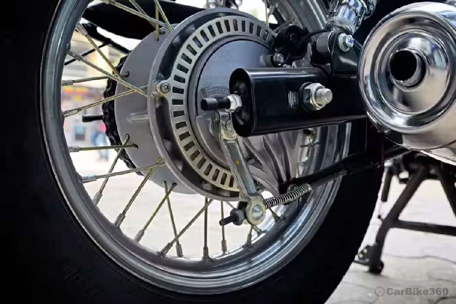 Bajaj Avenger Cruise 220 images Bajaj Avenger Cruise 220 images