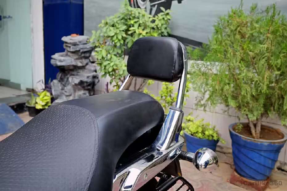 Bajaj Avenger Cruise 220 images Bajaj Avenger Cruise 220 images