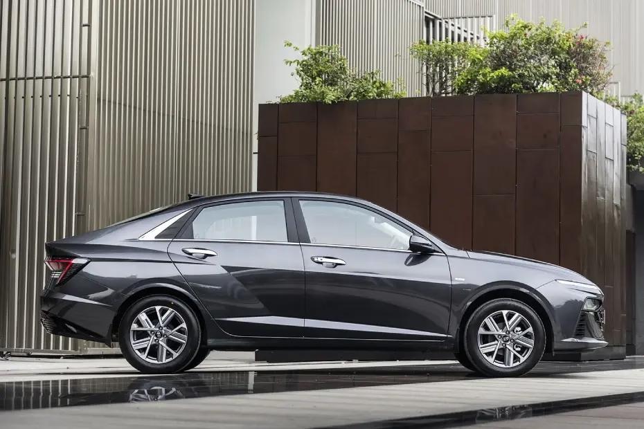 Verna Interior and Exterior Styling Verna Interior and Exterior Styling