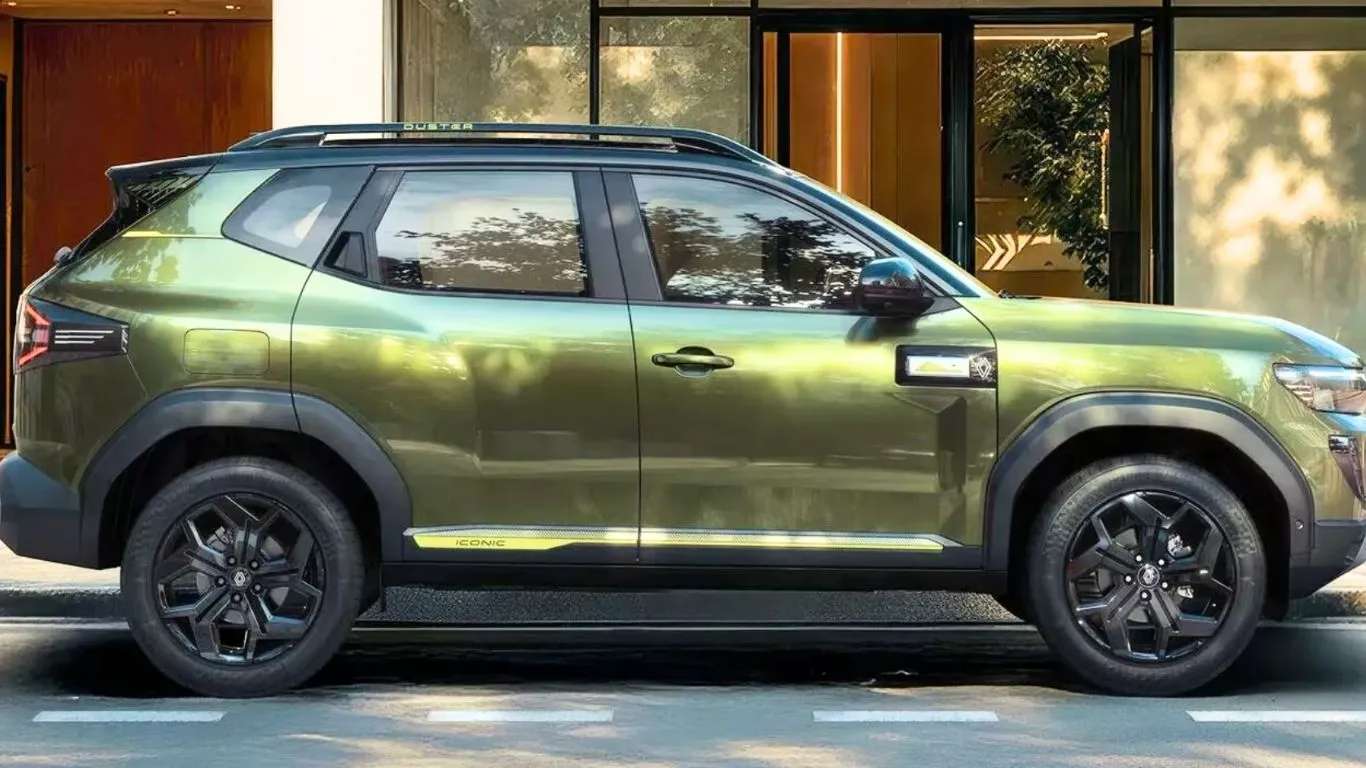 2026 Renault Duster Side View