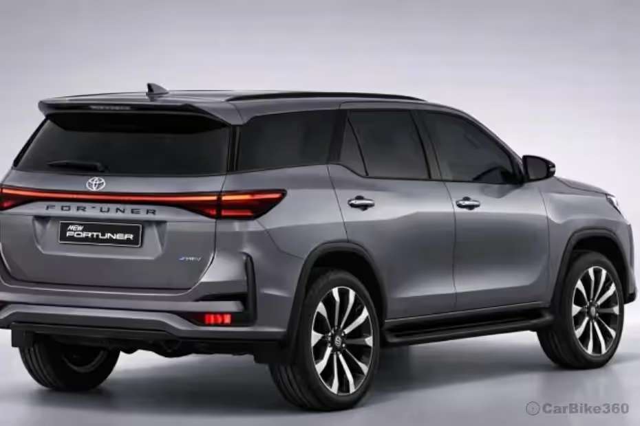 Toyota Fortuner 2026 Right Rear Three Quarter Toyota Fortuner 2026 Right Rear Three Quarter
