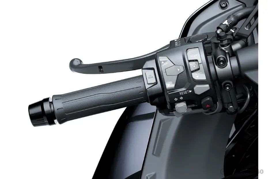 Kawasaki Ninja H2 SX SE Cruise Control System Kawasaki Ninja H2 SX SE Cruise Control System