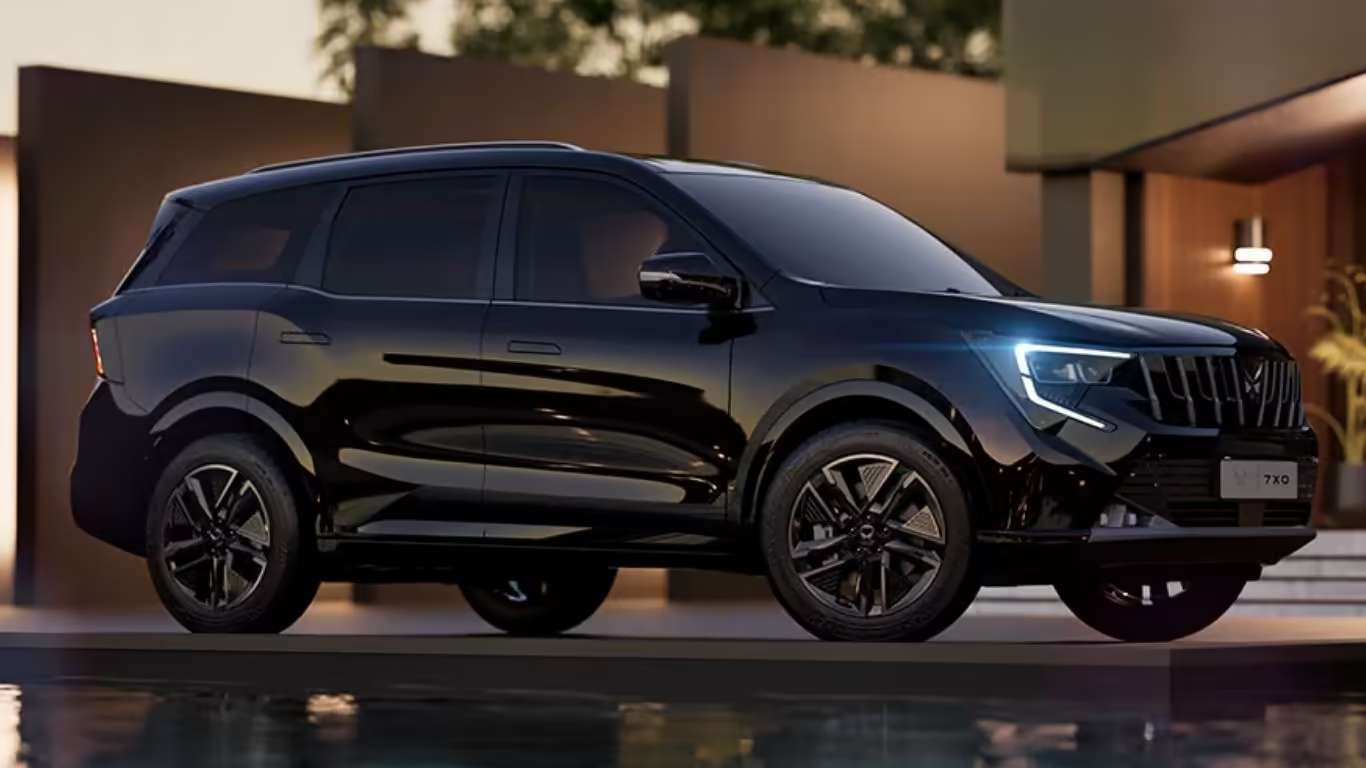 Mahindra XUV 7XO