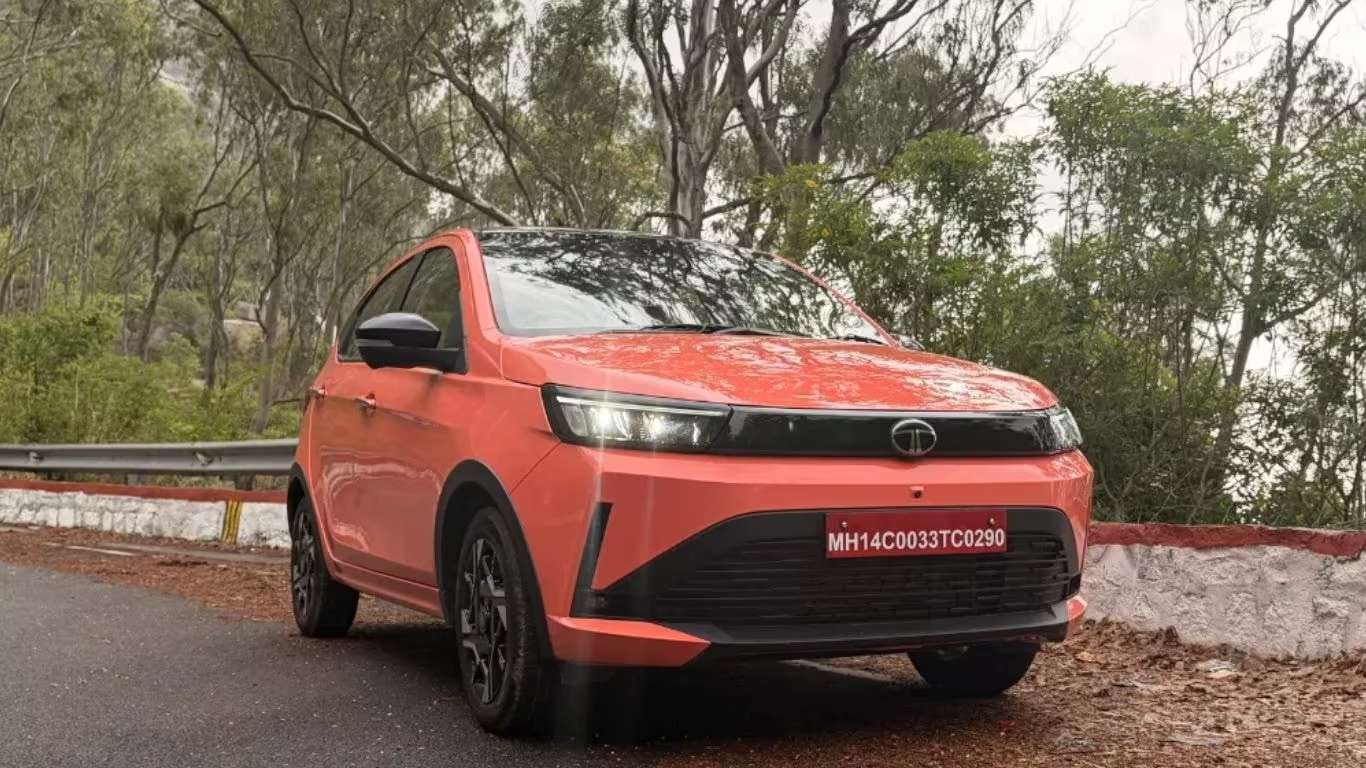 Tata Tiago Smart Variant