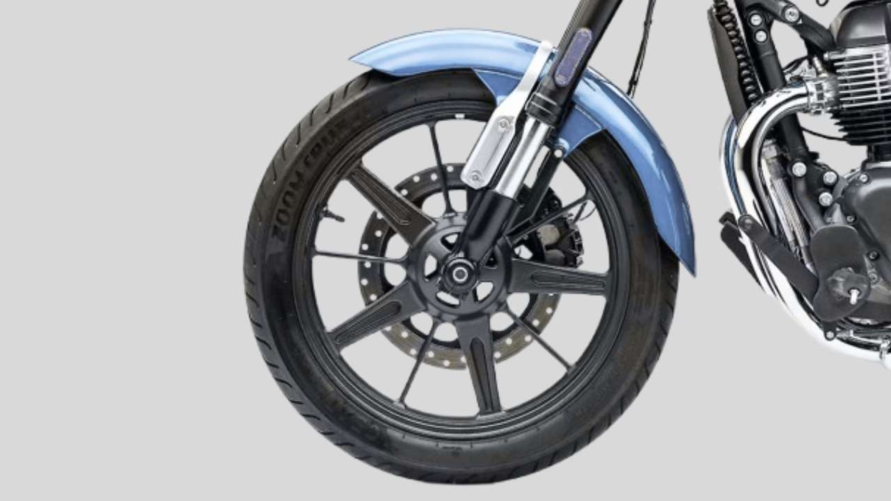 Super Meteor 650 Front Tyre Super Meteor 650 Front Tyre