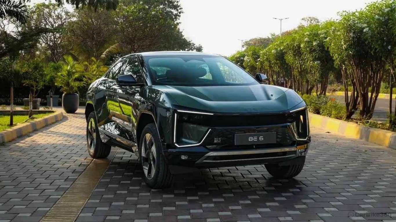Mahindra Plans 16 New Models by 2031, Including 6 Electric Vehicles Audio
