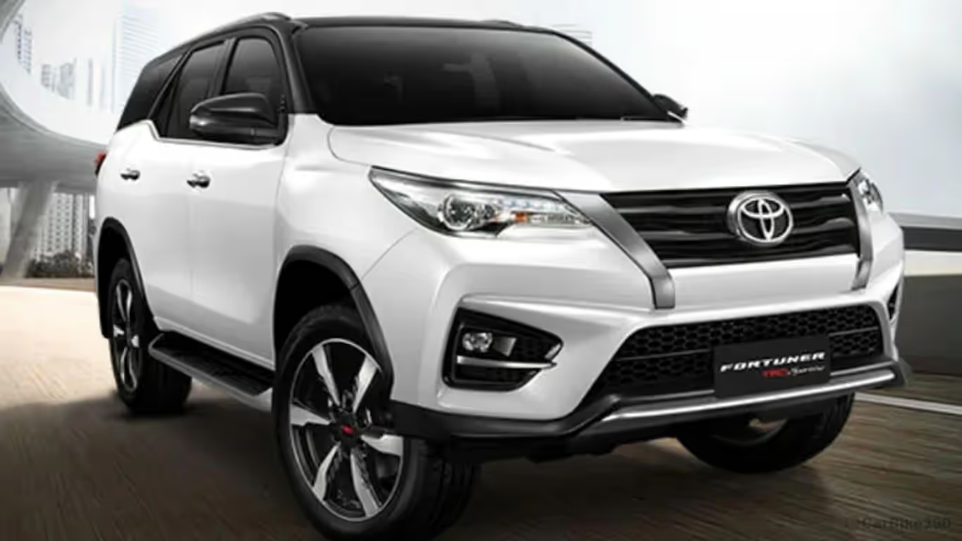 Used Toyota Fortuner: Why This Mammoth From Toyota Is Good for Lakhs of Kilometres Used Toyota Fortuner: Why This Mammoth From Toyota Is Good for Lakhs of Kilometres