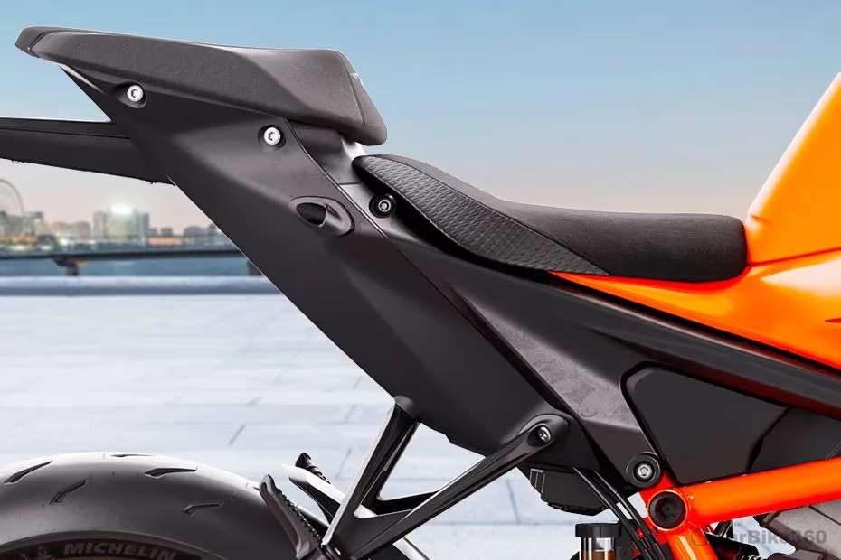 KTM 1390 Super Duke R images KTM 1390 Super Duke R images