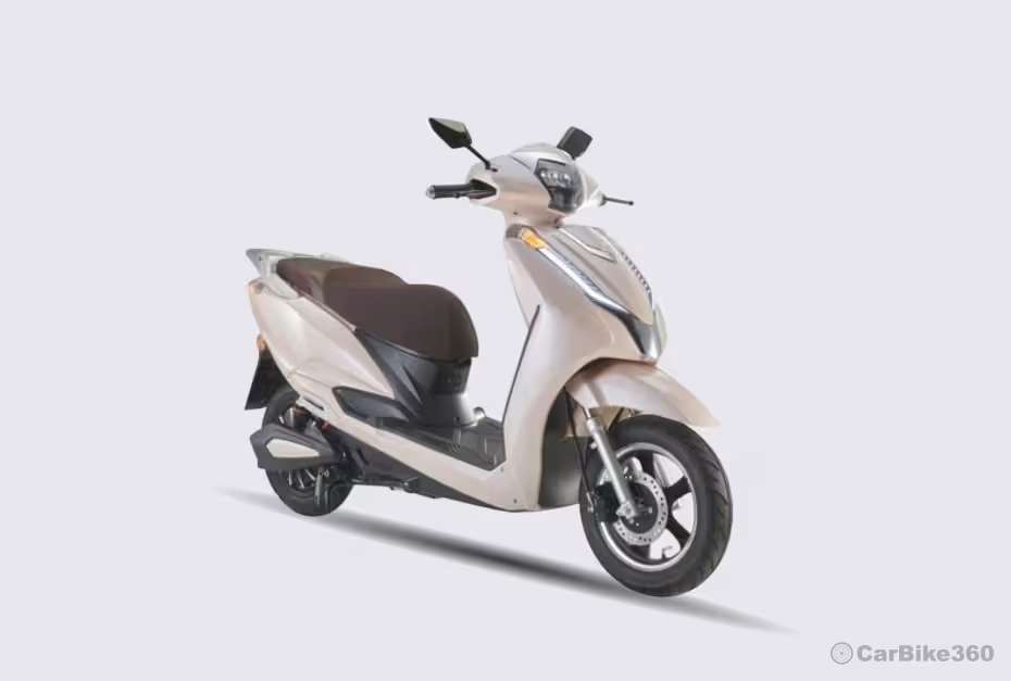 Dionev Asta Right Front Three Quarter Dionev Asta Right Front Three Quarter