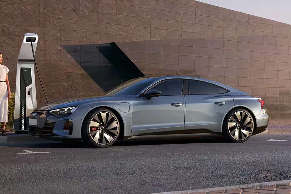 Audi e-tron GT Exterior Image Audi e-tron GT Exterior Image