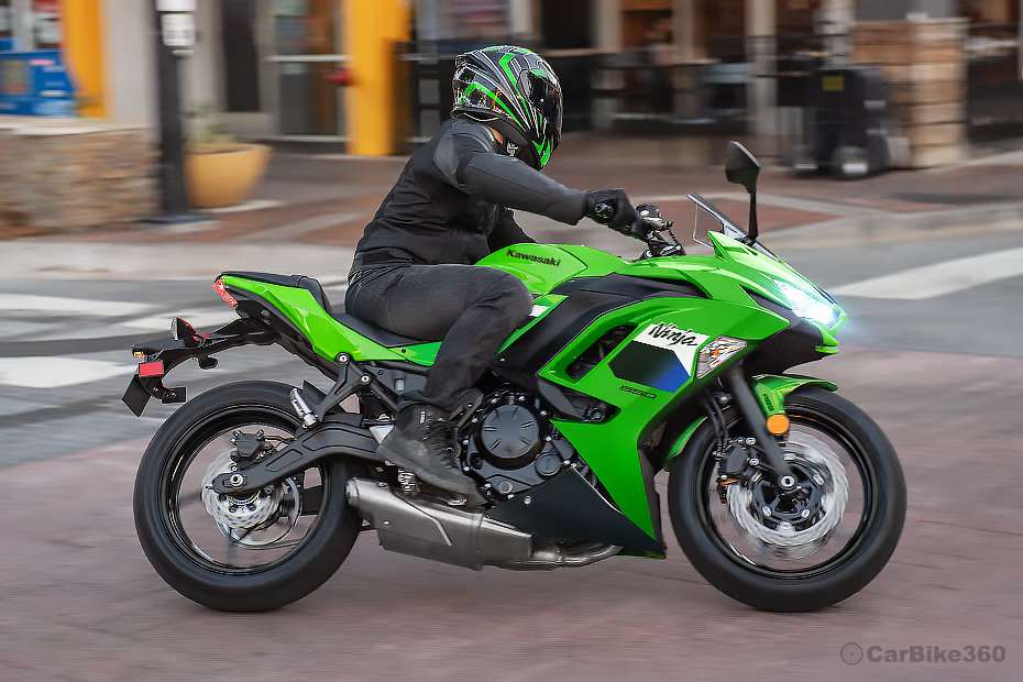 Kawasaki Ninja 650 Riding: Side Profile (Right) View Kawasaki Ninja 650 Riding: Side Profile (Right) View