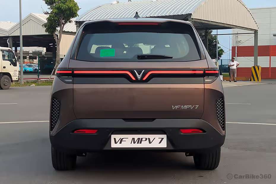 VinFast VF MPV 7 Rear View VinFast VF MPV 7 Rear View