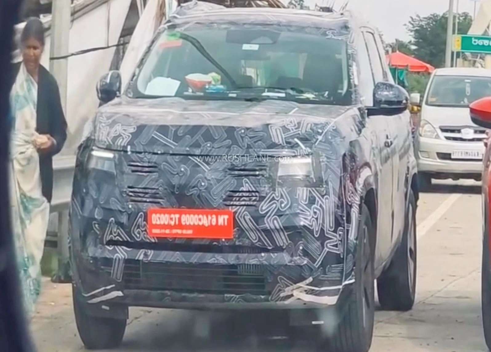 Nissan Spied SUV