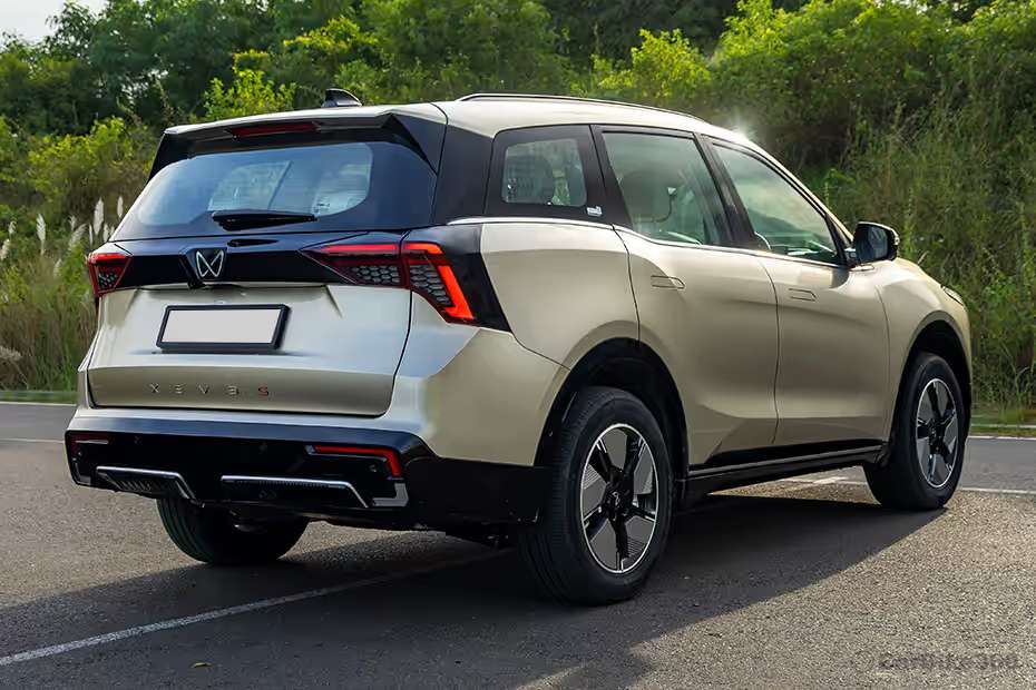 Mahindra XEV 9S Right Rear Three Quarter Mahindra XEV 9S Right Rear Three Quarter