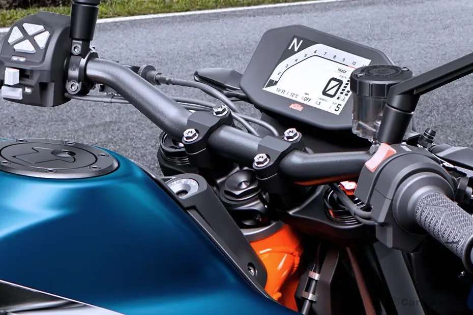 KTM 890 Duke R images KTM 890 Duke R images