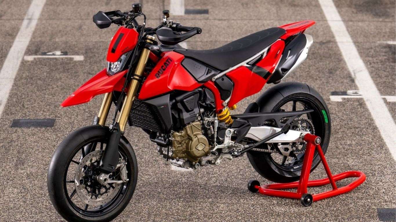 New Ducati Hypermotard 698 Mono Nera Front Design