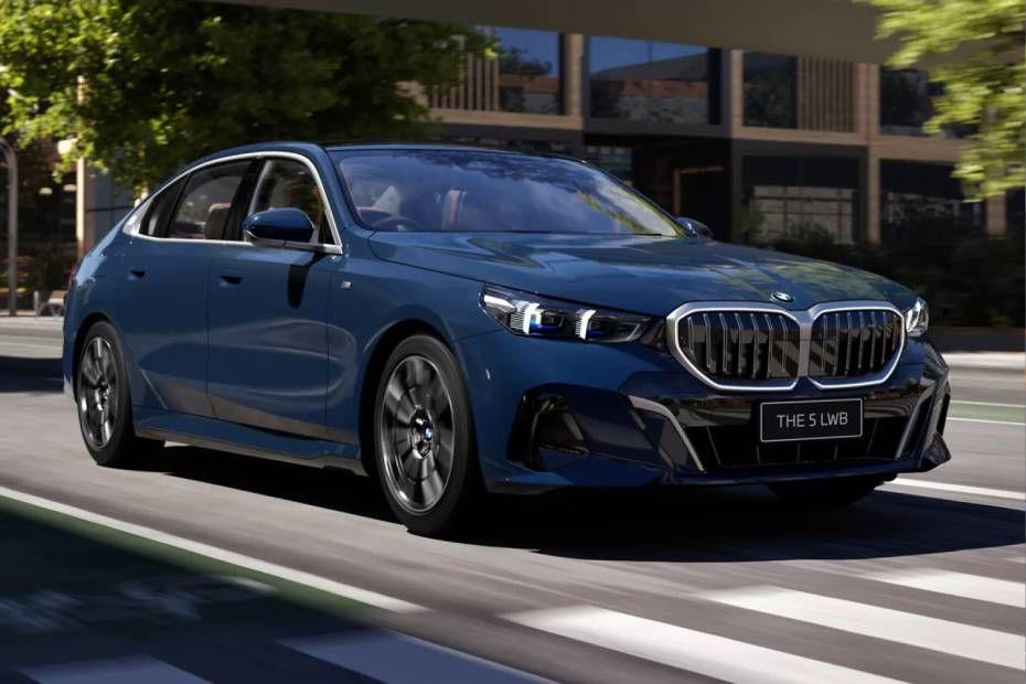 BMW 5 Series Right Front Three Quarter BMW 5 Series Right Front Three Quarter