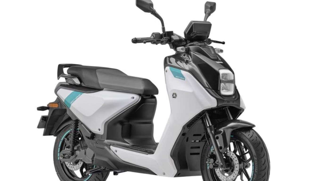 Yamaha EC-06