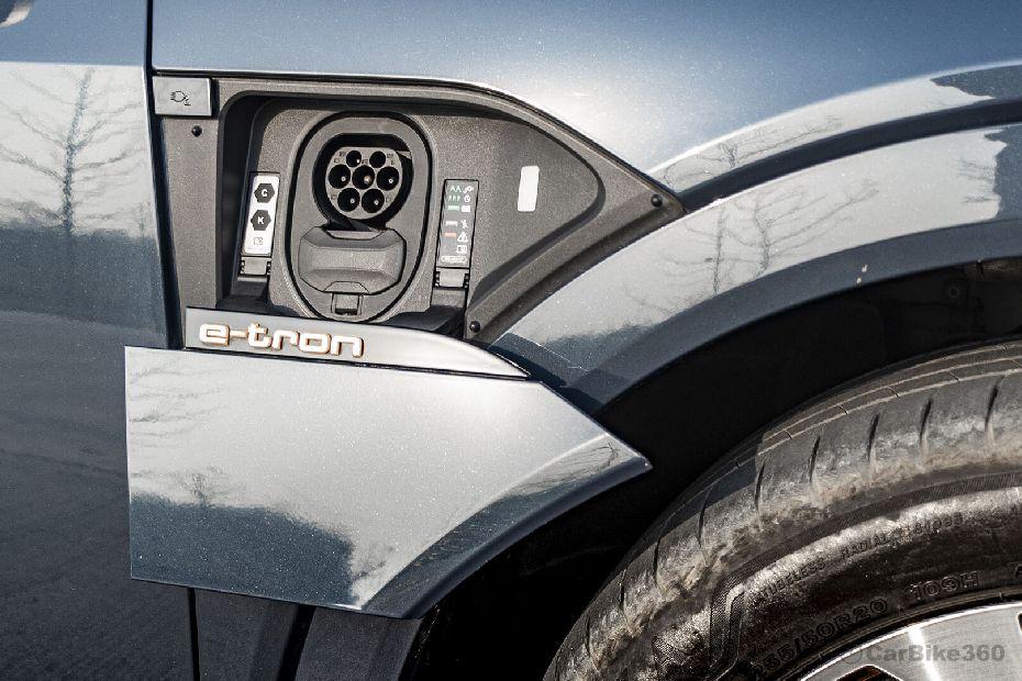 Audi E-tron Sportback Wireless Charging Audi E-tron Sportback Wireless Charging