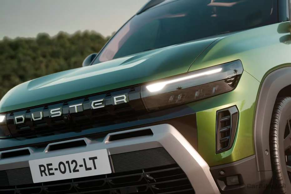 Renault Duster Authentic vs Evolution: Features, Price and Variant Comparison