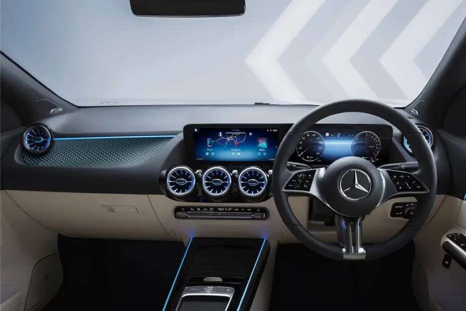 Mercedes Benz GLA Dashboard Mercedes Benz GLA Dashboard