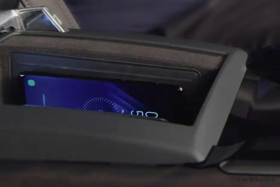 Audi Q7 Charging Pad Audi Q7 Charging Pad