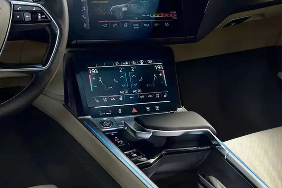 Audi e-tron Infotainment System Audi e-tron Infotainment System