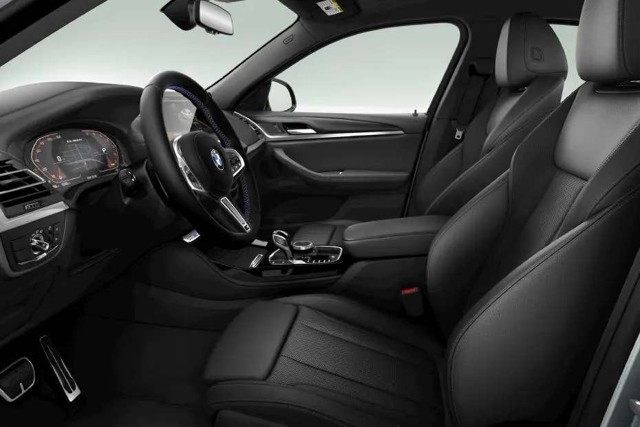 BMW X4 M40i Front Side Seat View BMW X4 M40i Front Side Seat View
