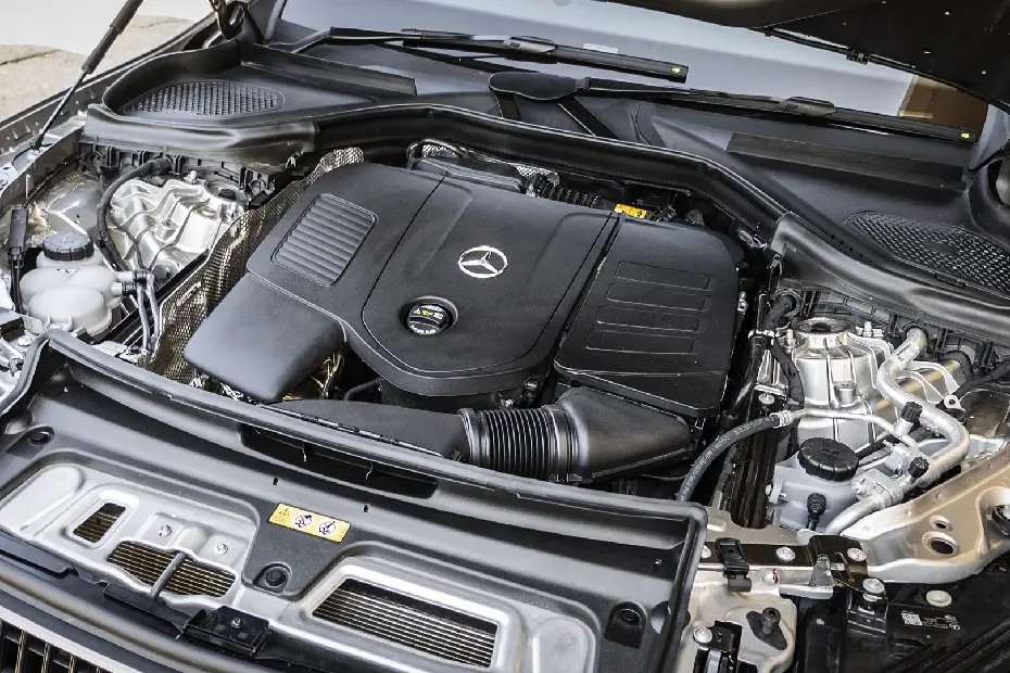 Mercedes-Benz GLC Engine Shot Mercedes-Benz GLC Engine Shot