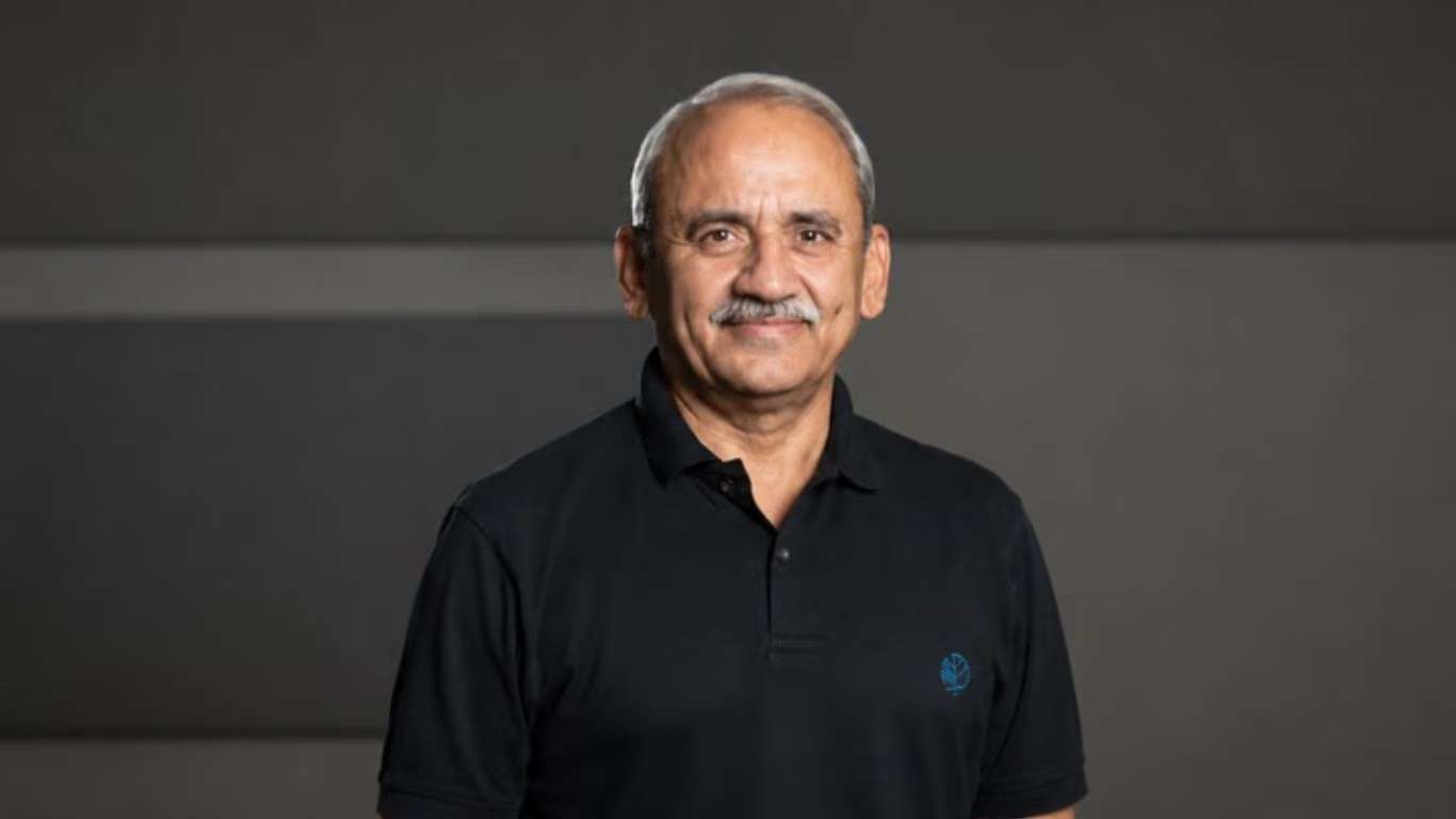 Bajaj Auto Names Rakesh Sharma as Joint MD
