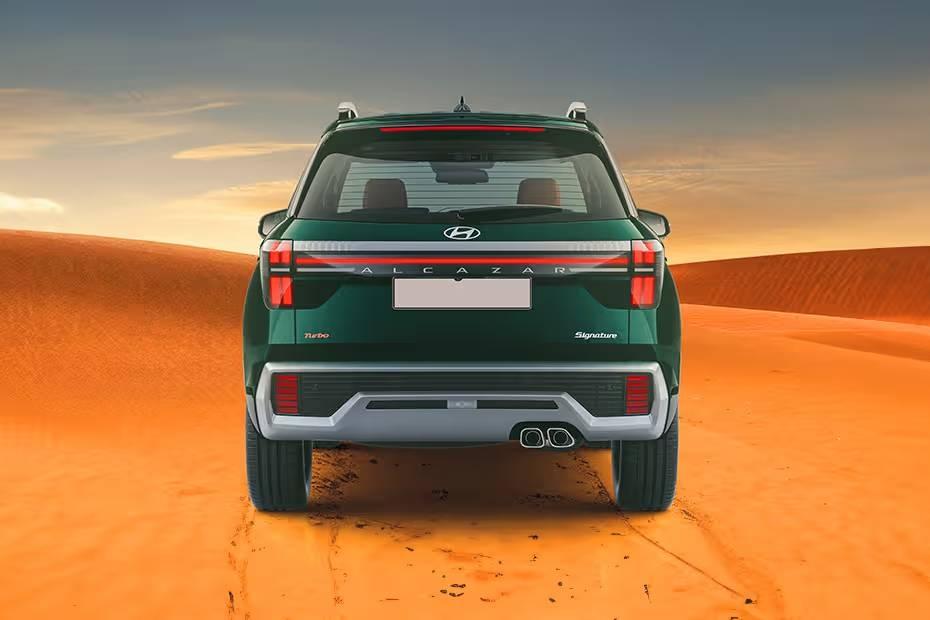 Hyundai Alcazar Rear View Hyundai Alcazar Rear View