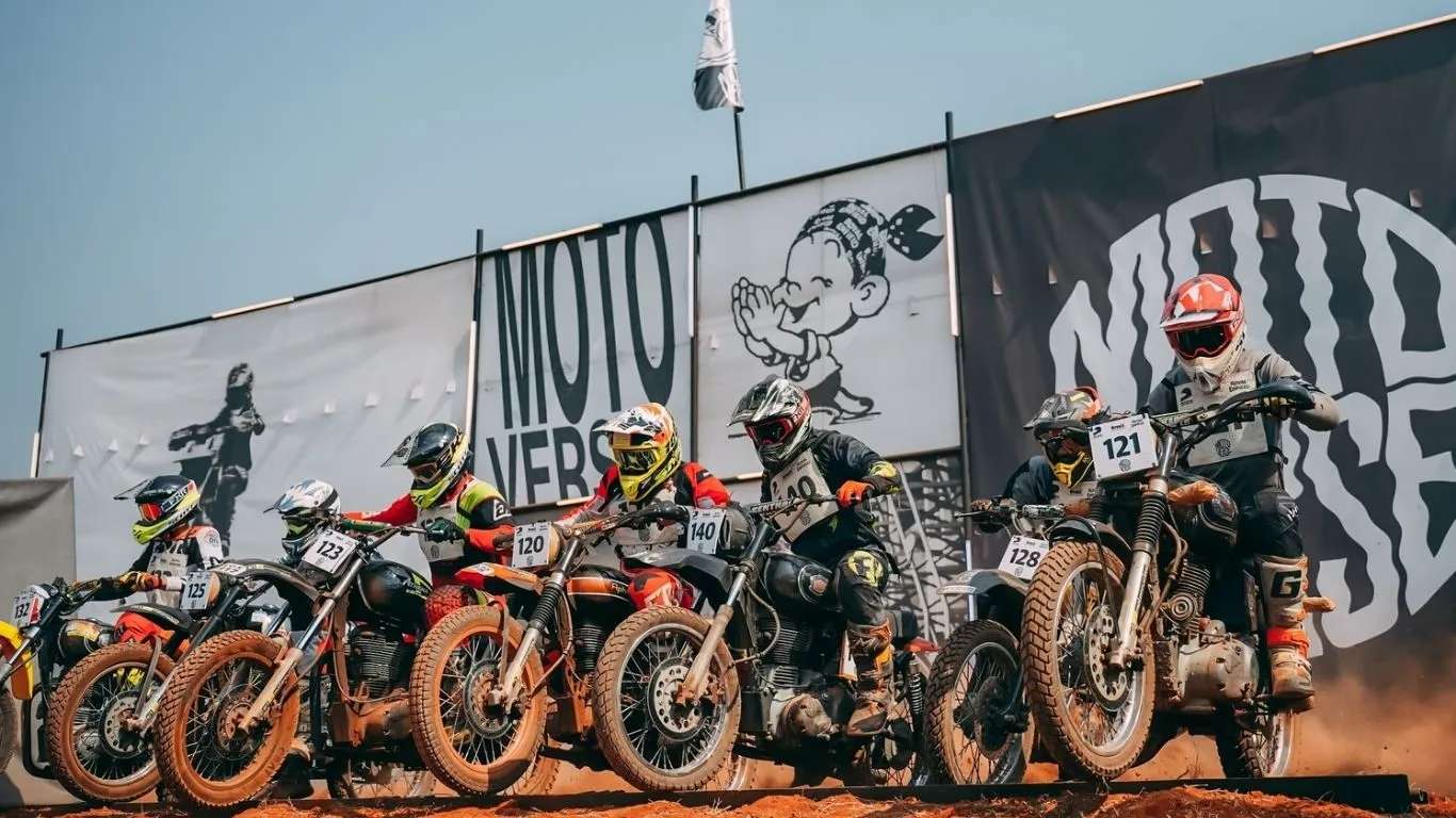 Dirt Track Racing