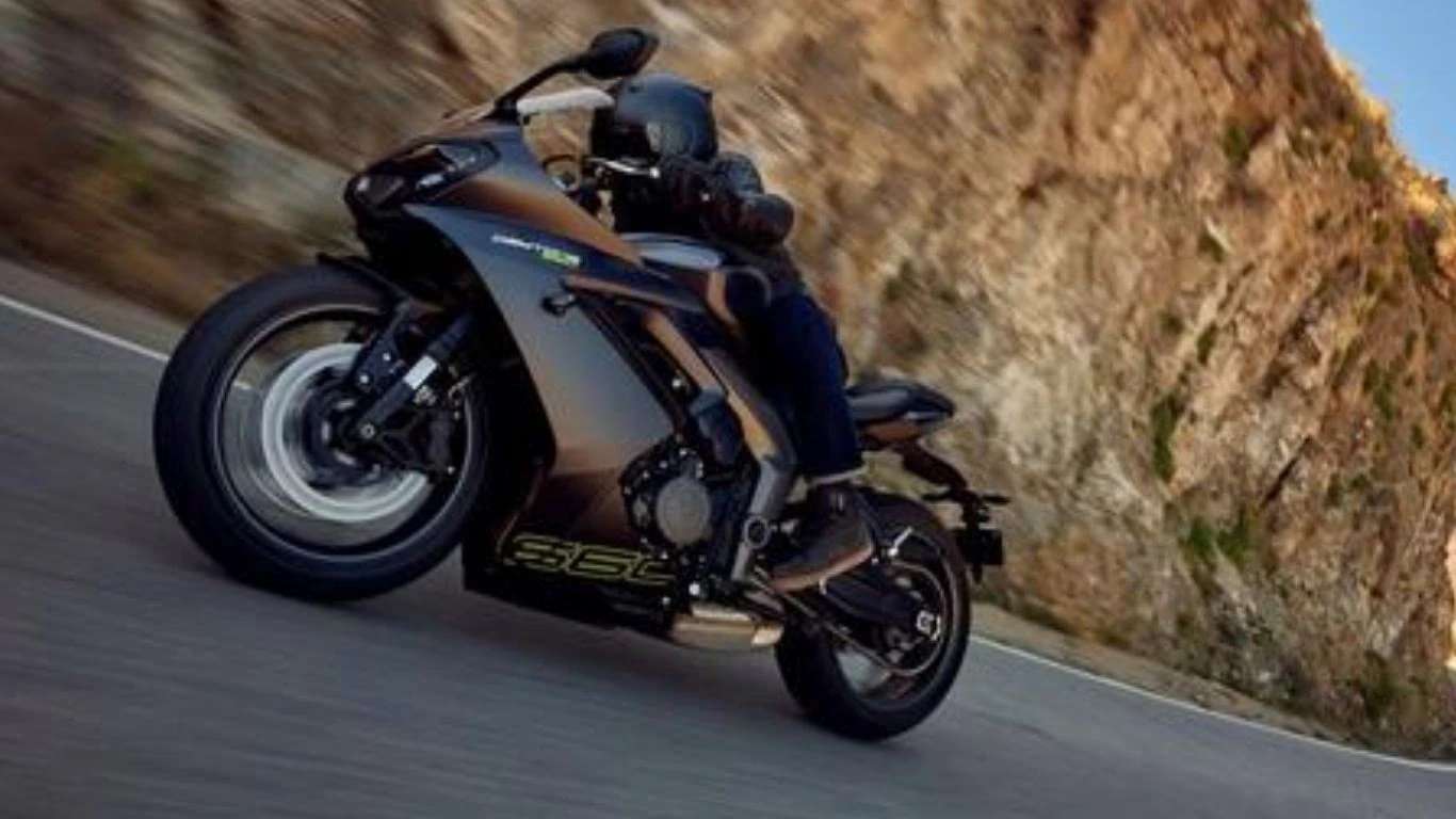 Triumph Daytona 660