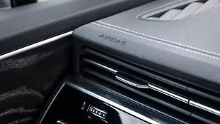 Audi Q7 सुरक्षा और ड्राइवर सहायता Audi Q7 सुरक्षा और ड्राइवर सहायता