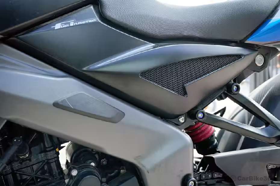 Bajaj Pulsar NS200 images Bajaj Pulsar NS200 images