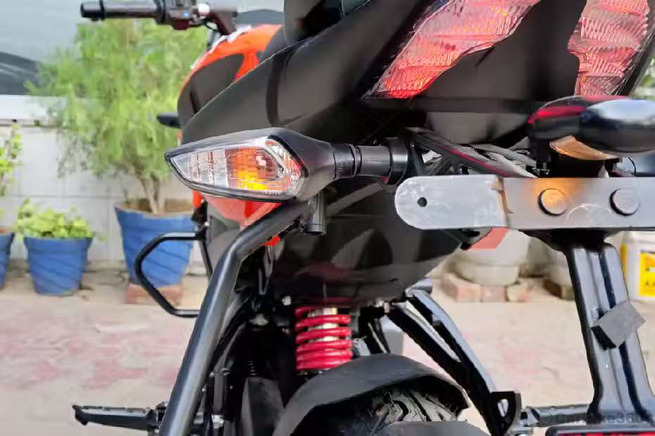 Bajaj Pulsar NS 125 images Bajaj Pulsar NS 125 images